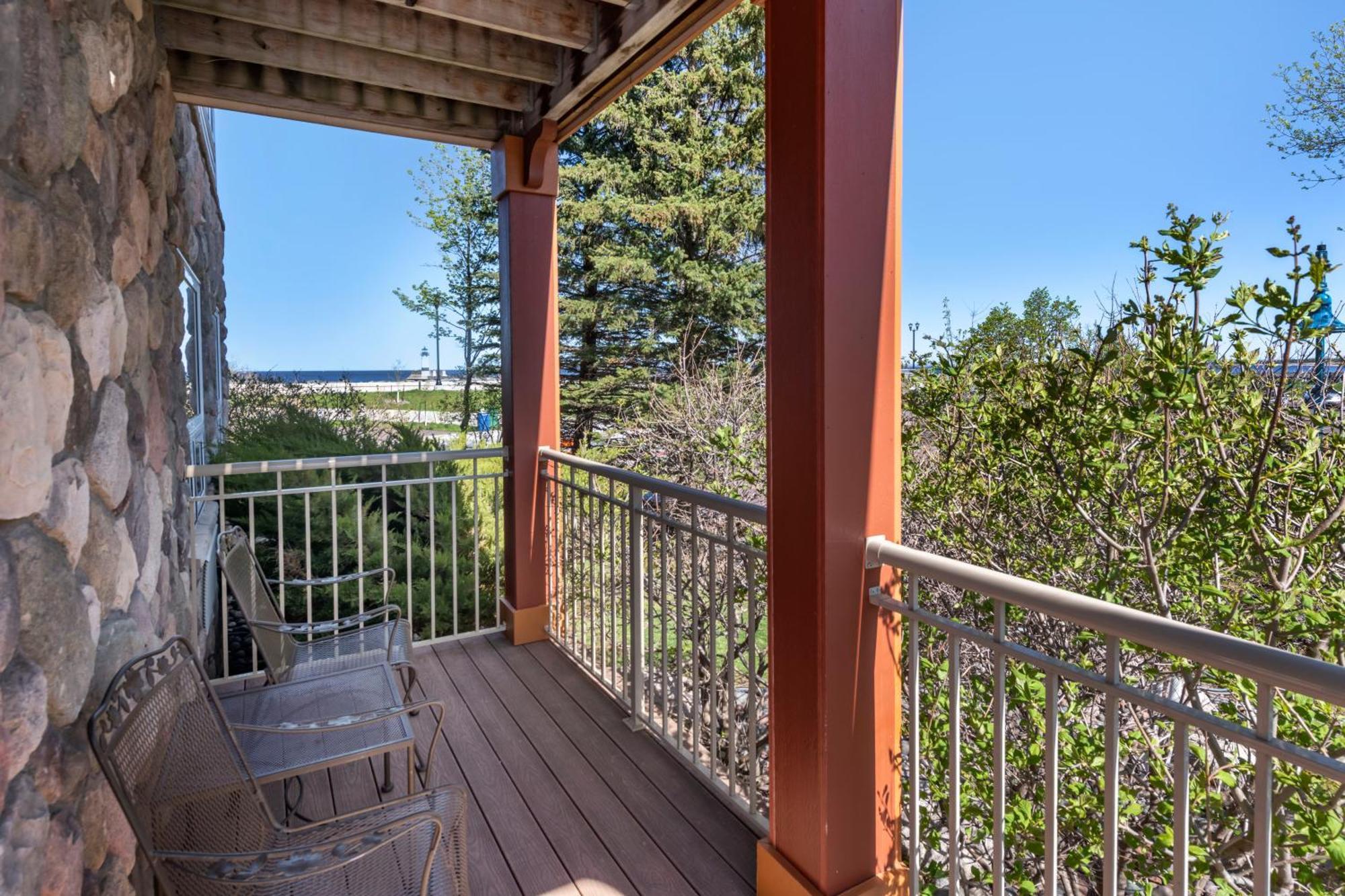 Lift Bridge Lodge, Ascend Hotel Collection Duluth Exterior photo